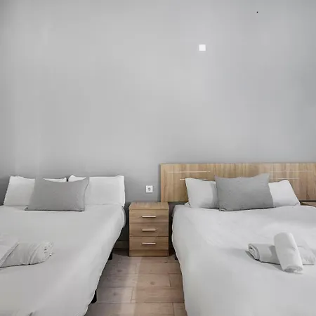 Modern & Bright Loft Near Market Alicante